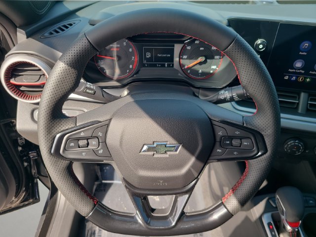 New 2026 Chevrolet Trax RS w/ Driver Confidence Package FWD image 24