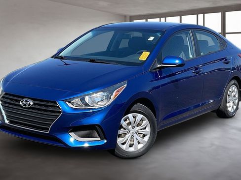 Used 2018 Hyundai Accent SE FWD image 3
