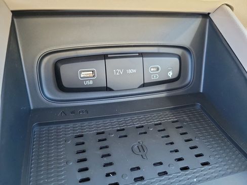 New 2026 Hyundai Venue SEL image 22