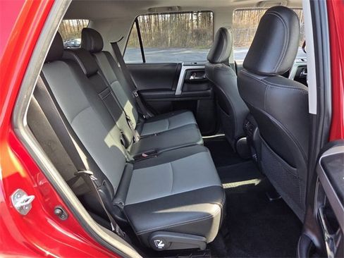 Used 2021 Toyota 4Runner SR5 Premium w/ Moonroof Package image 12