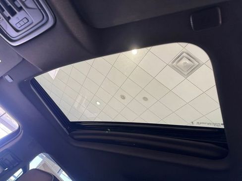 New 2025 GMC Sierra 2500 Denali w/ Denali Reserve Package image 10