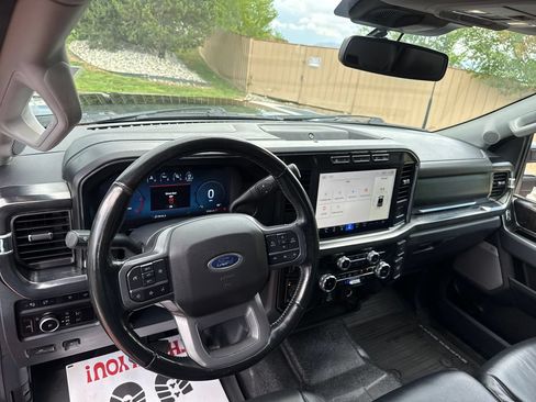 Used 2023 Ford F250 Lariat w/ Tremor Off-Road Package AWD/4WD image 13