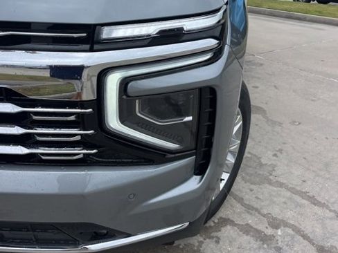 New 2026 Chevrolet Suburban Premier image 15