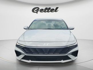 Certified 2024 Hyundai Elantra SEL FWD video 2