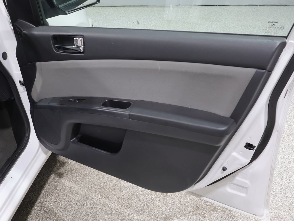 Used 2012 Nissan Sentra 2.0 S w/ Convenience Pkg FWD image 28