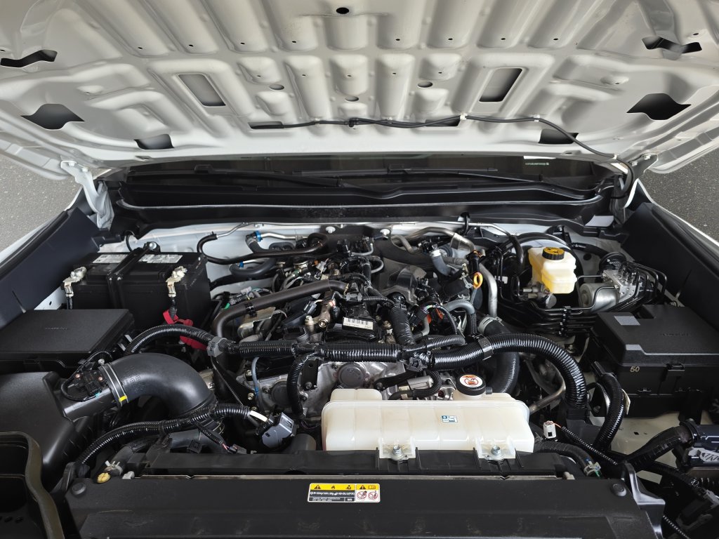 Used 2024 Toyota Tacoma TRD Off-Road AWD/4WD image 32