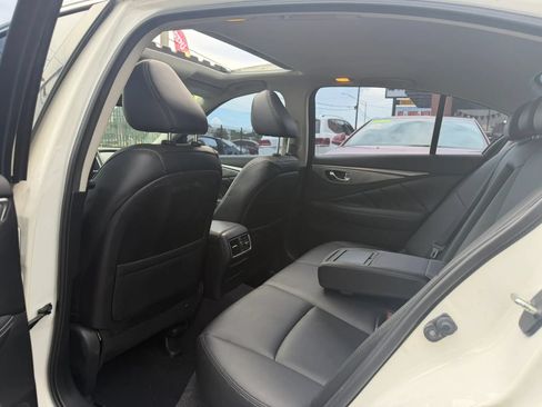 Used 2015 INFINITI Q50 w/ Moonroof Package RWD image 14