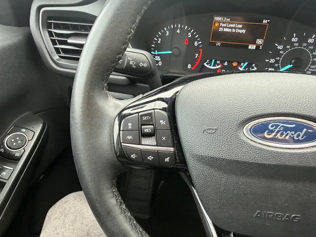 Used 2022 Ford Escape SE w/ Convenience Package FWD image 19