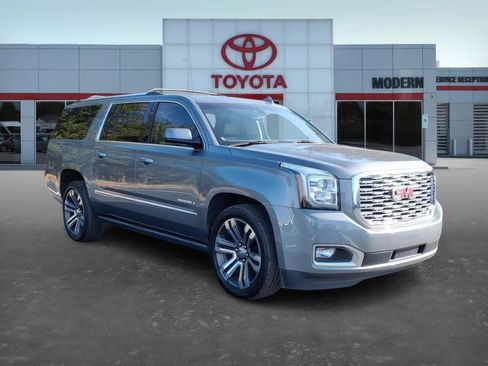 Used 2020 GMC Yukon XL Denali w/ Denali Ultimate Package image 7