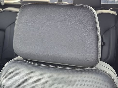 Used 2024 GMC Sierra 1500 SLT RWD image 22