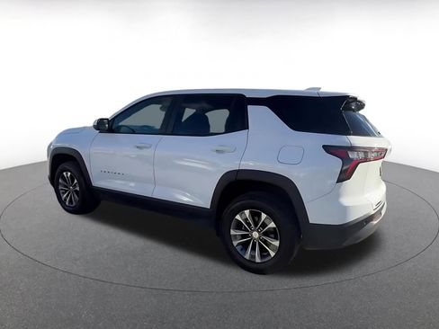 Used 2025 Chevrolet Equinox LT image 10