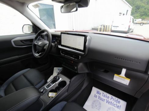 New 2025 Ford Bronco Sport Outer Banks image 31