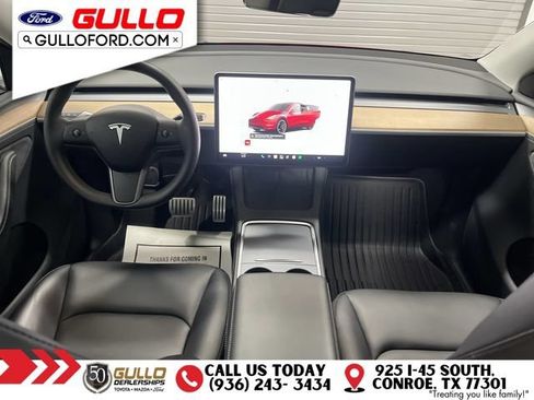 Used 2024 Tesla Model Y Performance AWD/4WD image 11