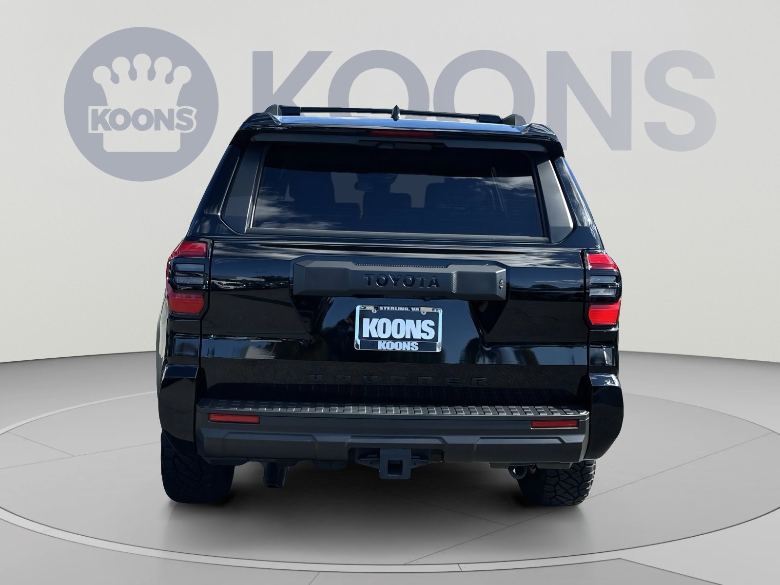 Used 2025 Toyota 4Runner SR5 AWD/4WD image 10