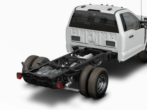 New 2024 Ford F350 XLT w/ XLT Value Package image 3