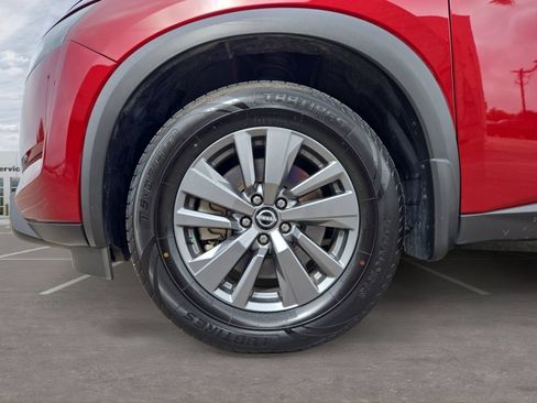 Used 2023 Nissan Pathfinder SV w/ SV Premium Package FWD image 11