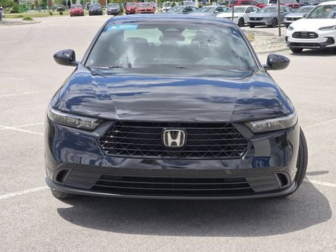Used 2025 Honda Accord Sport image 15