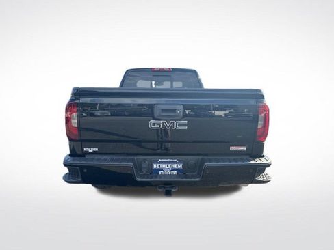 Used 2017 GMC Sierra 1500 SLT AWD/4WD image 4