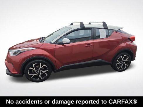 Used 2018 Toyota C-HR XLE FWD image 3