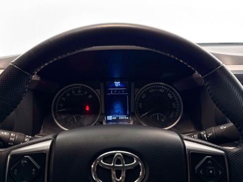 Used 2023 Toyota Tacoma SR image 15