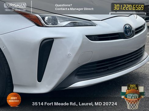 Used 2022 Toyota Prius LE image 8