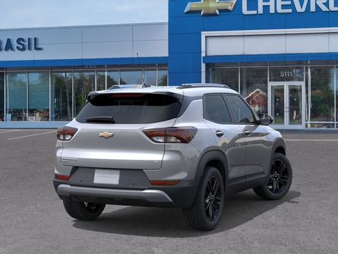 New 2026 Chevrolet TrailBlazer LT w/ Midnight Edition AWD/4WD image 4
