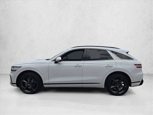 Used 2026 Genesis GV70 2.5T Sport Prestige AWD/4WD image 9