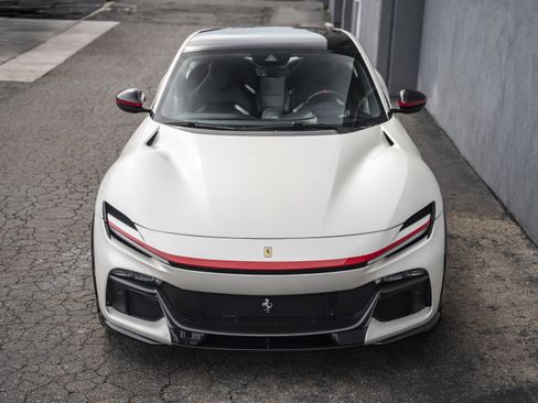 Used 2024 Ferrari Purosangue AWD/4WD image 8
