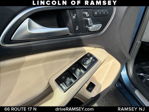 Used 2019 Mercedes-Benz GLA 250 4MATIC image 13