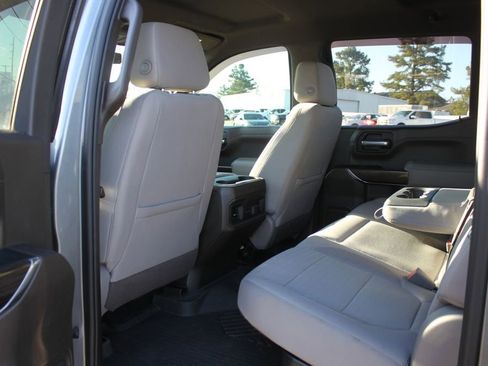 Used 2021 Chevrolet Silverado 1500 LT Trail Boss w/ Bed Protection Package image 8