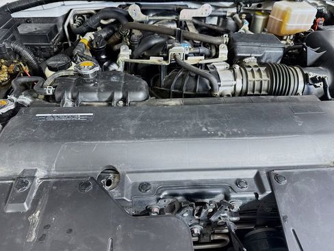 Used 2017 INFINITI QX80 2WD w/ Deluxe Technology Package image 43