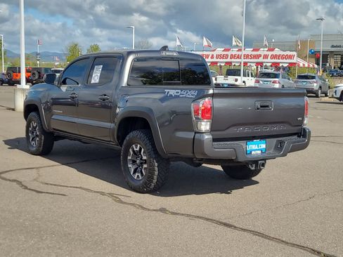 Used 2023 Toyota Tacoma TRD Off-Road w/ TRD Premium Off Road Package image 12