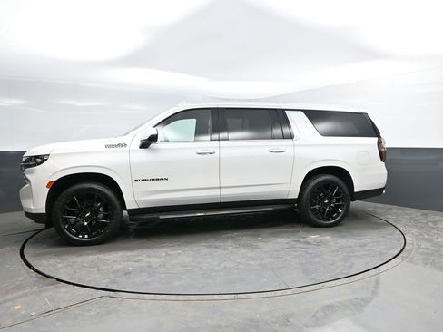 Used 2023 Chevrolet Suburban High Country w/ Max Trailering Package AWD/4WD image 6