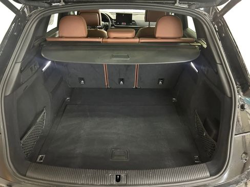 Used 2022 Audi Q5 2.0T Premium Plus w/ Premium Plus Package image 16