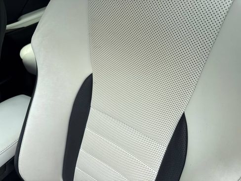 Used 2022 Lexus IS 350 F Sport RWD image 6