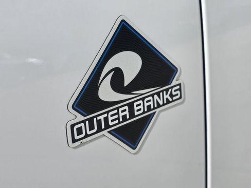 Used 2024 Ford Bronco Outer Banks AWD/4WD image 8