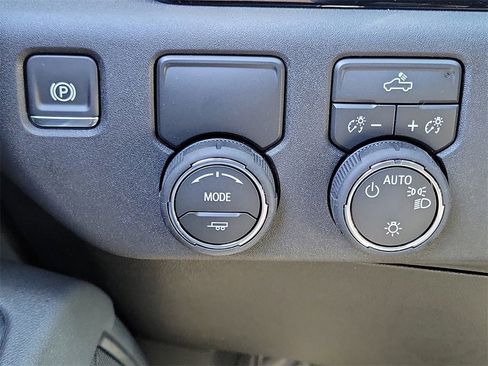 New 2026 Chevrolet Silverado 1500 LT image 15