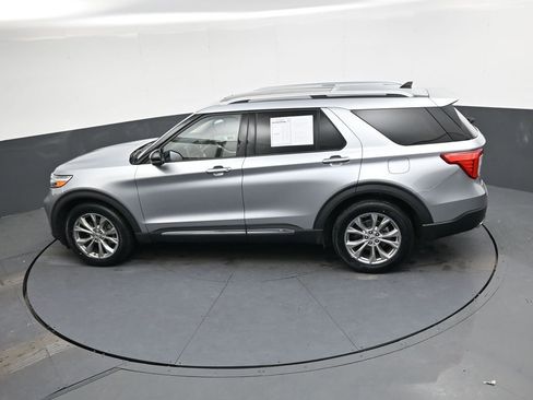 Used 2021 Ford Explorer Limited w/ Equipment Group 301A image 31