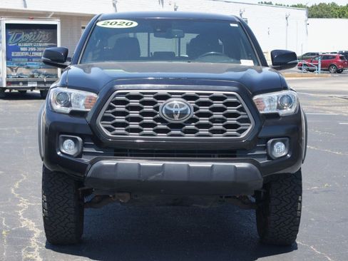 Used 2020 Toyota Tacoma TRD Off-Road w/ Technology Package AWD/4WD image 22