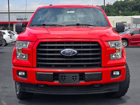Used 2017 Ford F150 XLT w/ Equipment Group 302A Luxury AWD/4WD image 3
