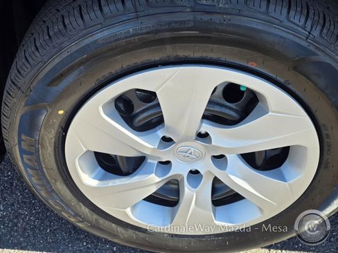 Used 2024 Toyota RAV4 LE image 10