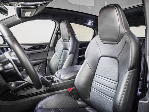 Certified 2022 Porsche Cayenne Coupe AWD/4WD image 5