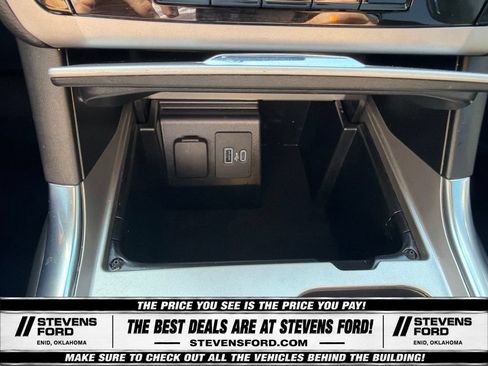 Used 2024 Ford Explorer XLT w/ Equipment Group 202A AWD/4WD image 27