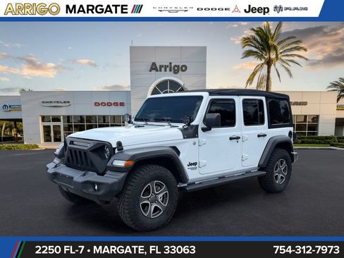 Used 2021 Jeep Wrangler Unlimited Sport AWD/4WD image 3