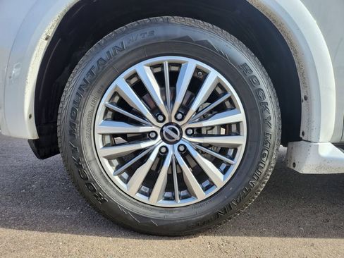 Used 2021 Nissan Armada SV w/ SV Appearance Package image 34