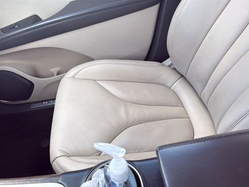 Used 2016 Lincoln MKX Select w/ Select Plus Package image 17