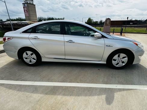 Used 2011 Hyundai Sonata Hybrid FWD image 7