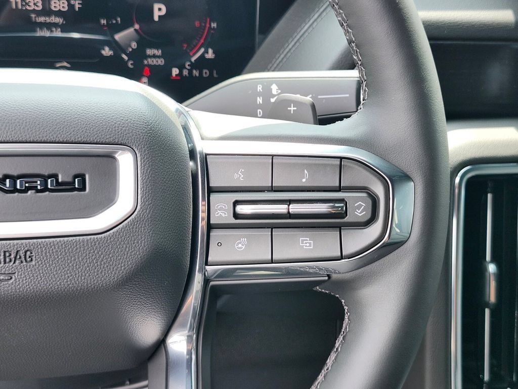 Used 2026 GMC Yukon Denali w/ LPO, Floor Liner Package AWD/4WD image 28