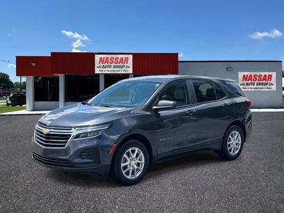 Used 2022 Chevrolet Equinox LS w/ LS Convenience Package