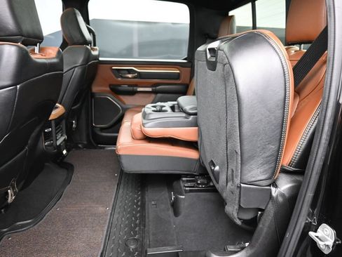 Used 2019 RAM 1500 Limited AWD/4WD image 32